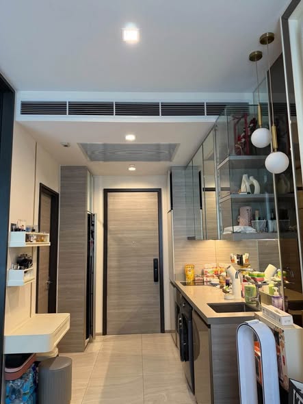 room interior and bathroom of The Crest Park Residences