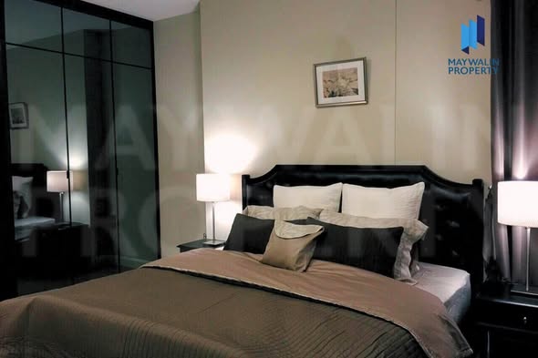 bedroom of The Crest Sukhumvit 34