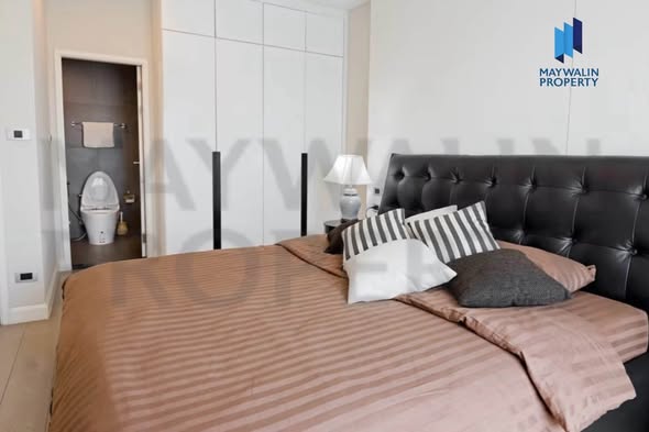bedroom of The Crest Sukhumvit 34