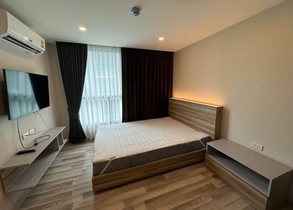bedroom of The Cube Premium Ratchada 32