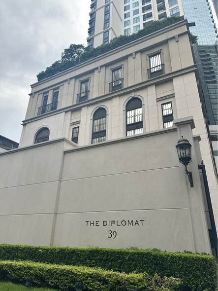 The Diplomat 39
