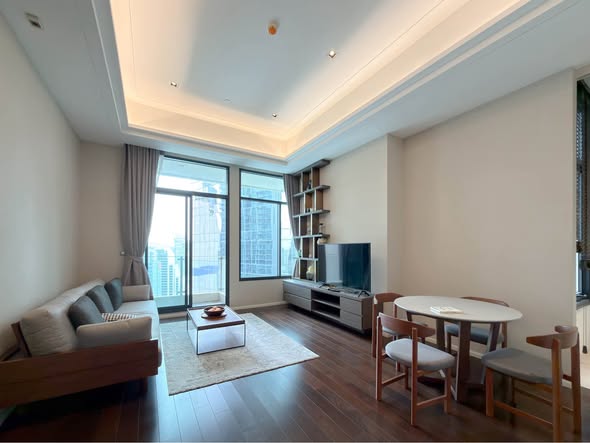 living room of The Diplomat 39