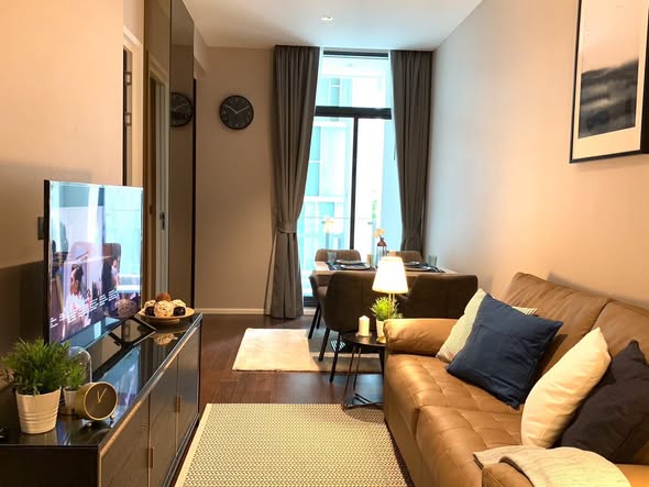 living room of The Diplomat 39