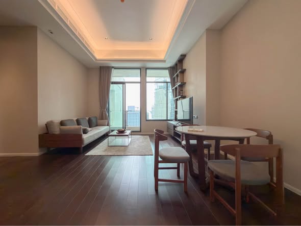 living room of The Diplomat 39