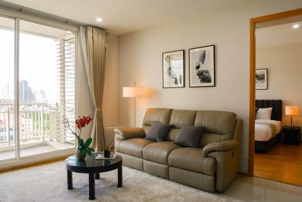 bedroom and living room of THE EMPIRE PLACE SATHON