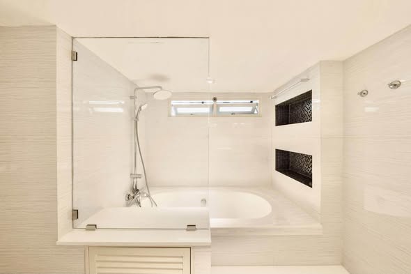 bathroom of The Emporio Place