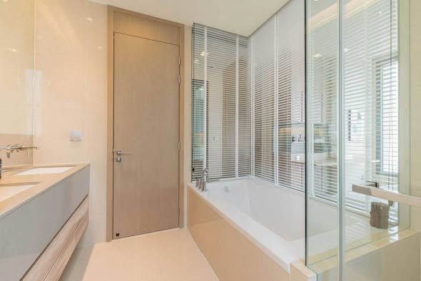 bathroom of THE ESSE ASOKE