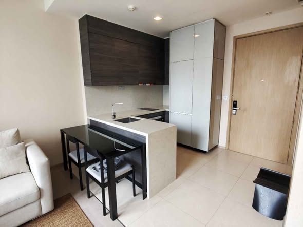 THE ESSE ASOKE