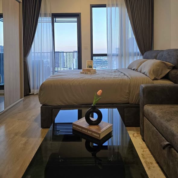 bedroom and living room of THE ESSE Sukhumvit 36