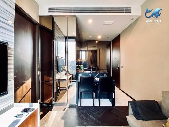 room interior of THE ESSE Sukhumvit 36