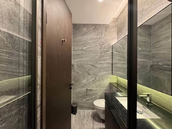 room interior and bathroom of THE ESSE Sukhumvit 36