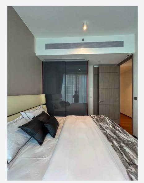 bedroom and room interior of The Estelle Phrom Phong