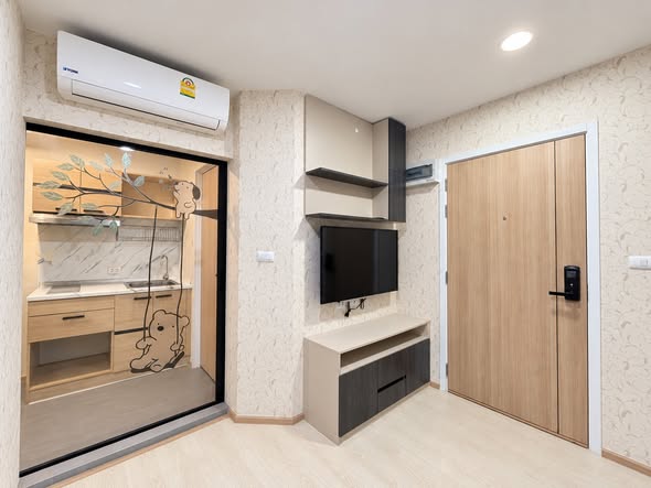 bedroom and room interior of The Excel Groove