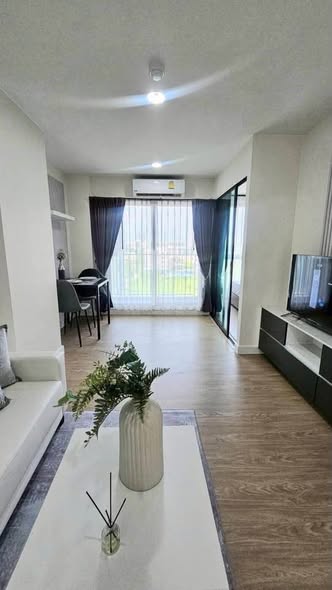 living room of The Excel Groove