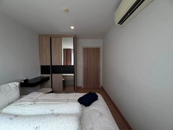 bedroom of The Excel Hideaway Sukhumvit 50