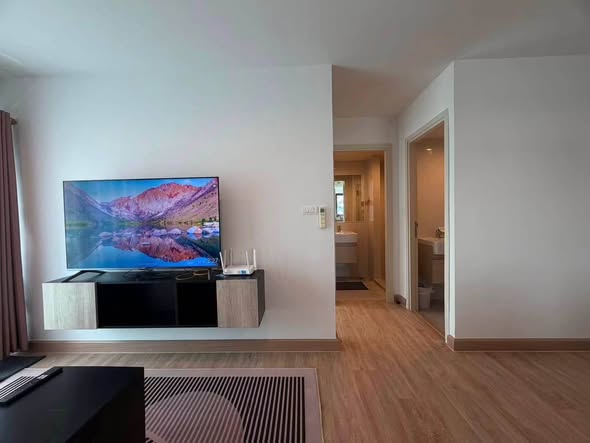 living room of The Excel Hideaway Sukhumvit 50