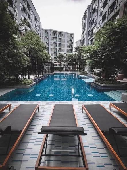 pool of The Excel Hideaway Sukhumvit 50