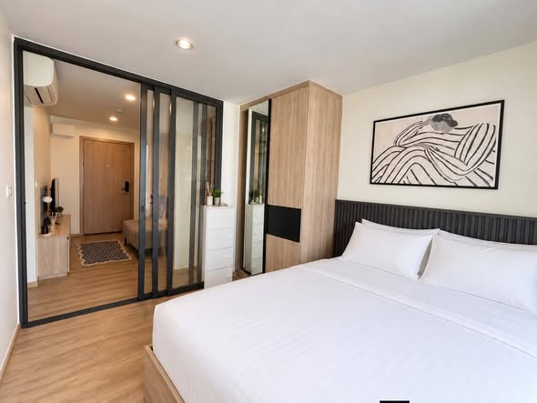 bedroom of The Excel Hideaway Sukhumvit 71