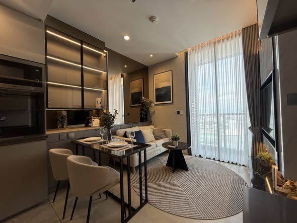 living room of THE EXTRO Phayathai-Rangnam