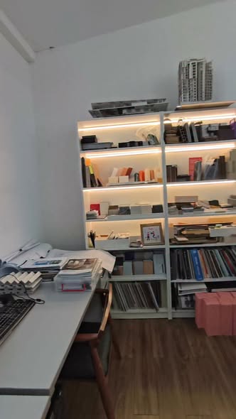The Front HomeOffice