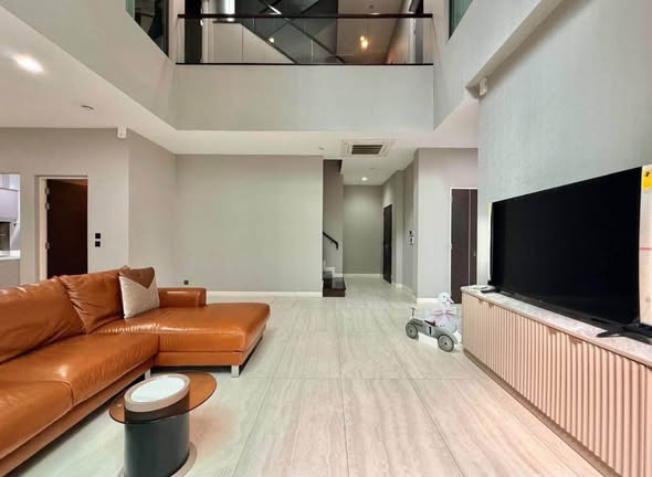 living room and room interior of The Gentry Phatthanakan 2 เดอะ เจนทริ พัฒนาการ 2