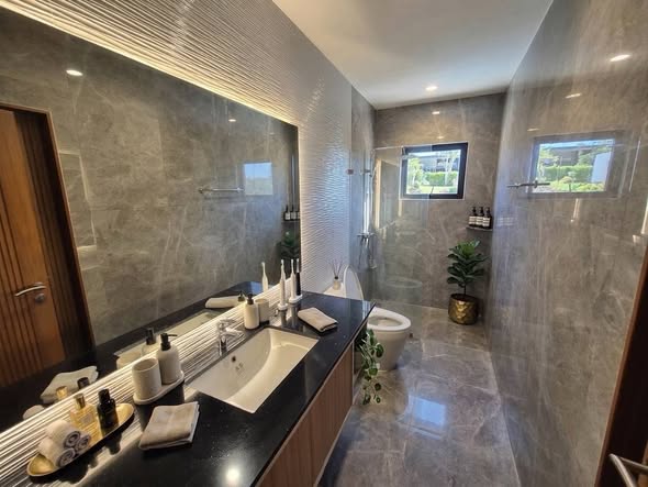 bathroom of เดอะ เจนทริ สุขุมวิท (THE GENTRY SUKHUMVIT 101)