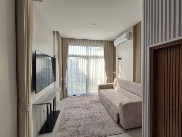 living room and bedroom and room interior of เดอะ เจนทริ สุขุมวิท (THE GENTRY SUKHUMVIT 101)