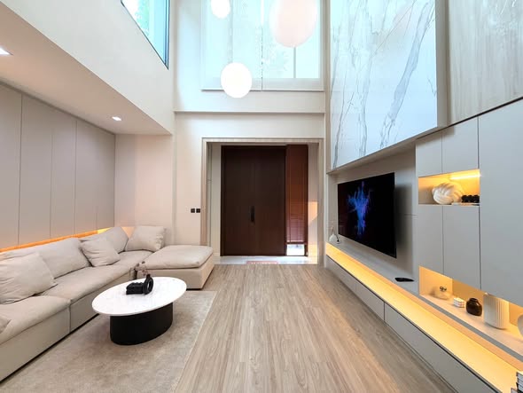 living room and room interior of เดอะ เจนทริ สุขุมวิท (THE GENTRY SUKHUMVIT 101)