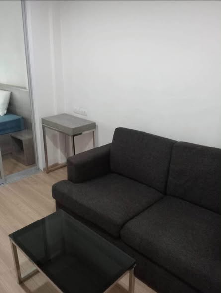 living room of The Grass Serviced Suites by At Mind
