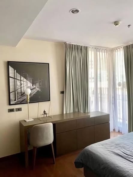 bedroom of The Hudson