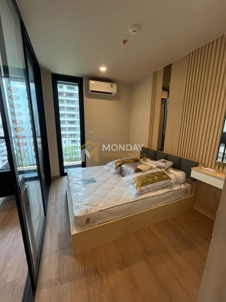 bedroom of The Issara Sathorn (ดิ อิสสระ สาทร)