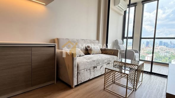 bedroom and living room and room interior of The Issara Sathorn (ดิ อิสสระ สาทร)