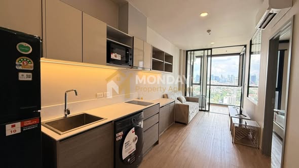 kitchen of The Issara Sathorn (ดิ อิสสระ สาทร)