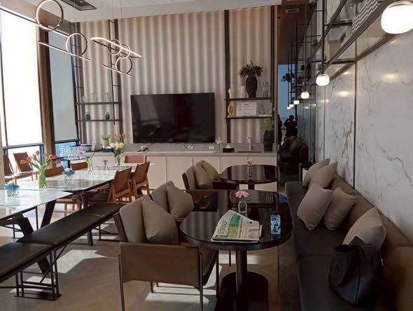living room and room interior of The Issara Sathorn (ดิ อิสสระ สาทร)