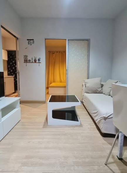 bedroom of The Kith
