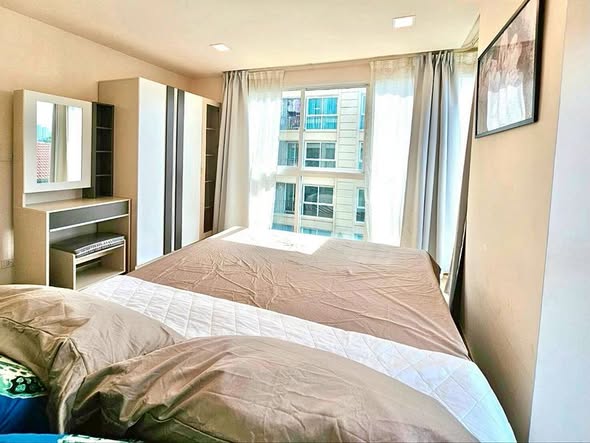 bedroom of The Light New York Condominium