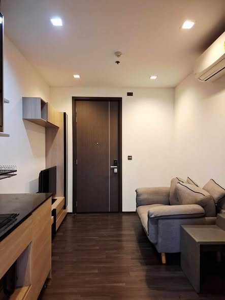 room interior of THE LINE Asoke-Ratchada
