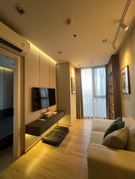 bedroom and living room of THE LINE Phahon-Pradipat