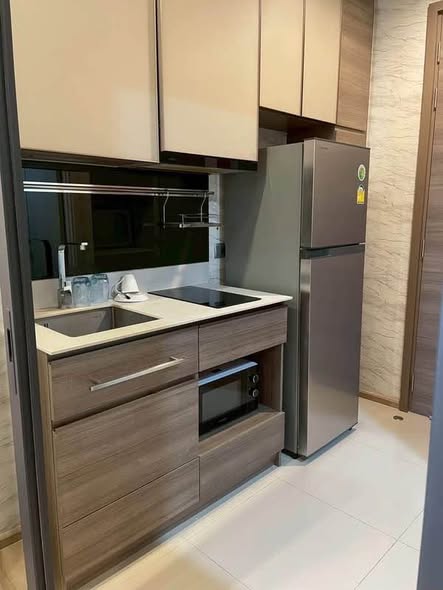 kitchen of THE LINE Phahon-Pradipat