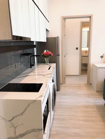 bathroom and kitchen of THE LINE Sukhumvit 101
