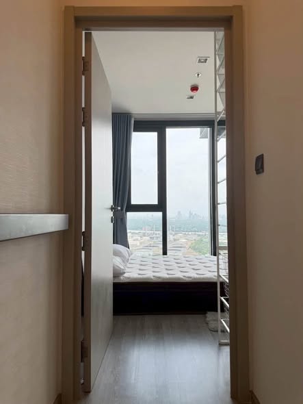 bedroom and room interior of THE LINE Sukhumvit 101