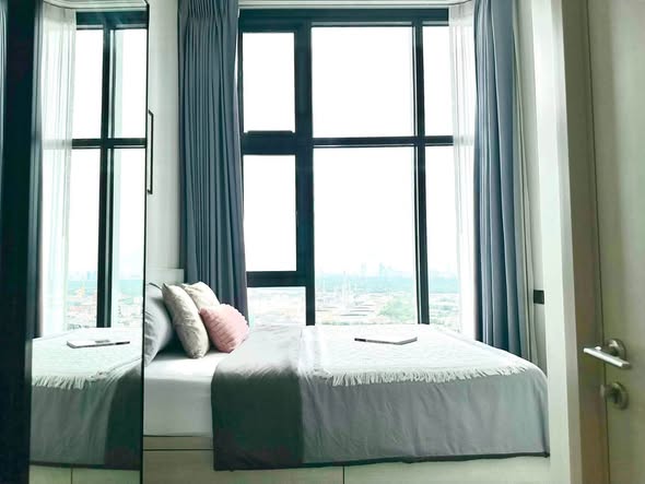 bedroom and room interior of THE LINE Sukhumvit 101