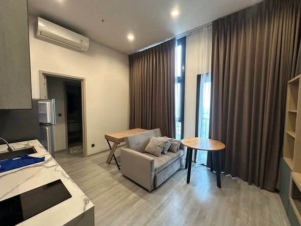 bedroom and room interior of THE LINE Sukhumvit 101