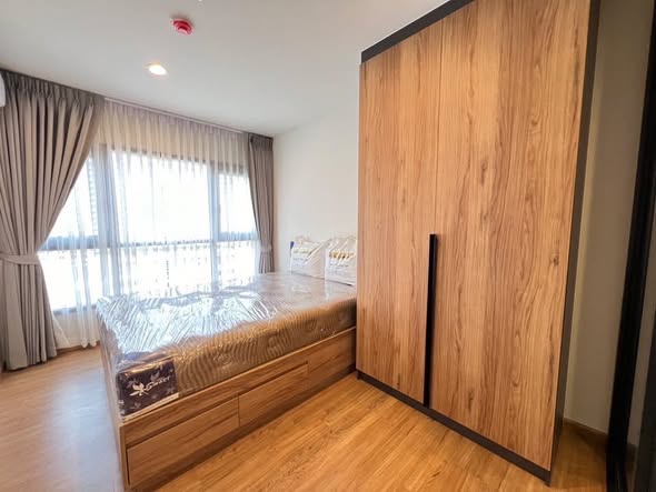 bedroom and room interior of The Line Vibe เดอะ ไลน์ ไวบ์