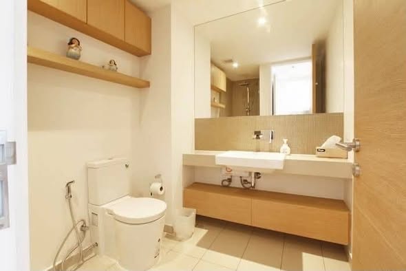 bathroom of The Lofts Ekkamai