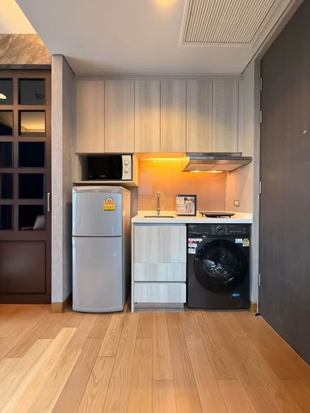 kitchen of The Lumpini 24