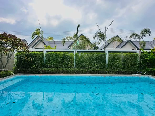 pool of The M Pool Villas Bangkok – Ekkamai