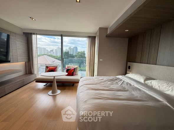 bedroom of The Madison