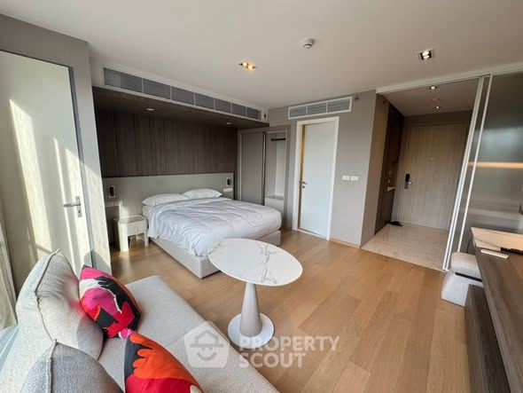 bedroom of The Madison