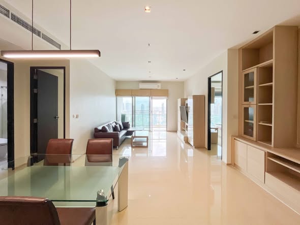 living room and room interior of The Madison